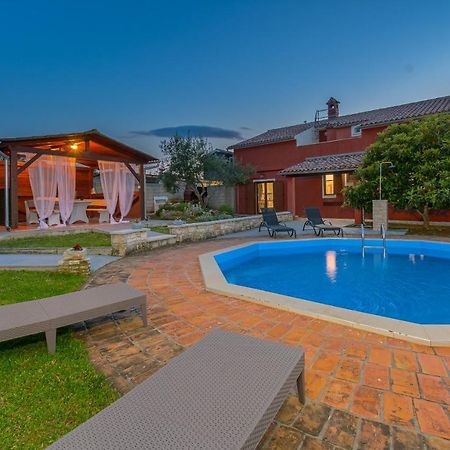 Villa Carla With Private Pool & Kids Playground - Pet Friendly Mutvoran Экстерьер фото